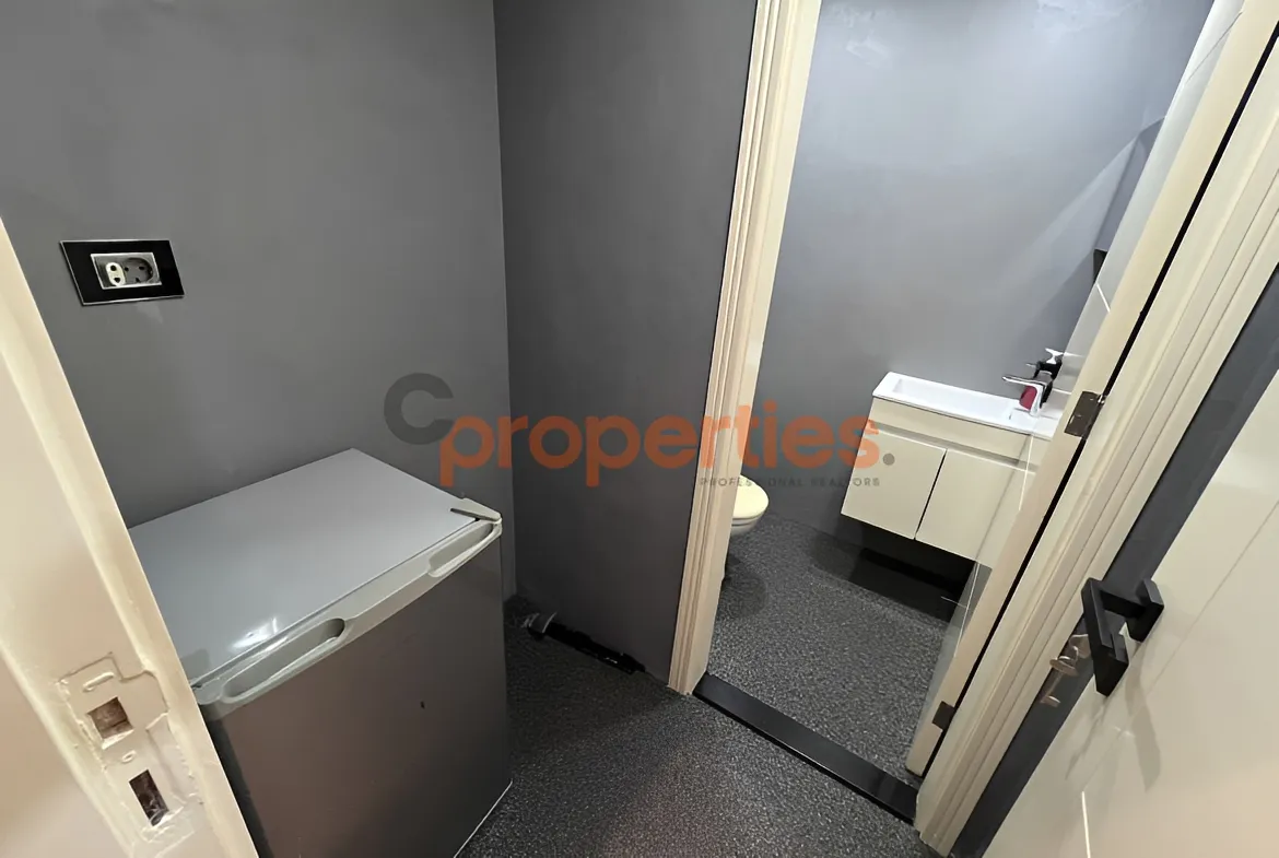 Office for Rent in Dekwaneh