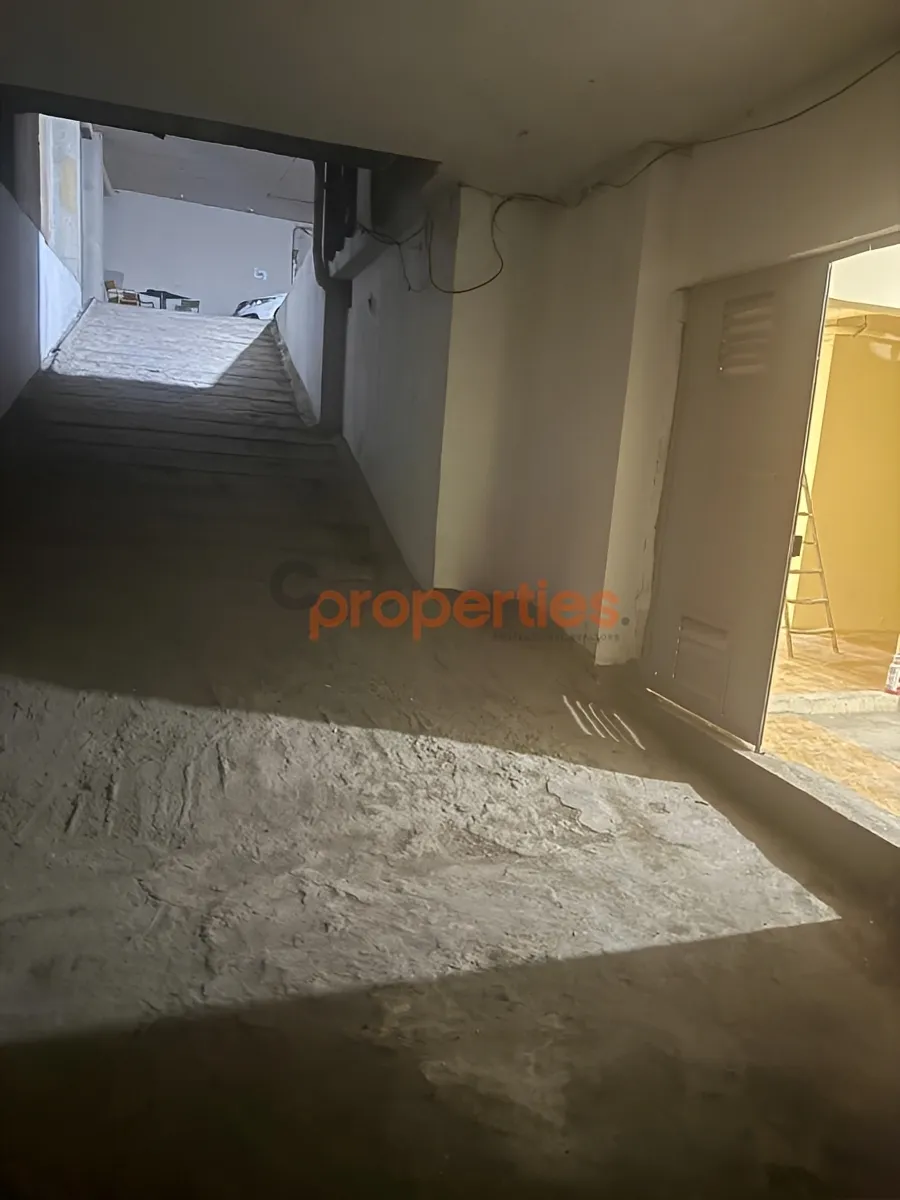 Warehouse for sale in Achrafieh