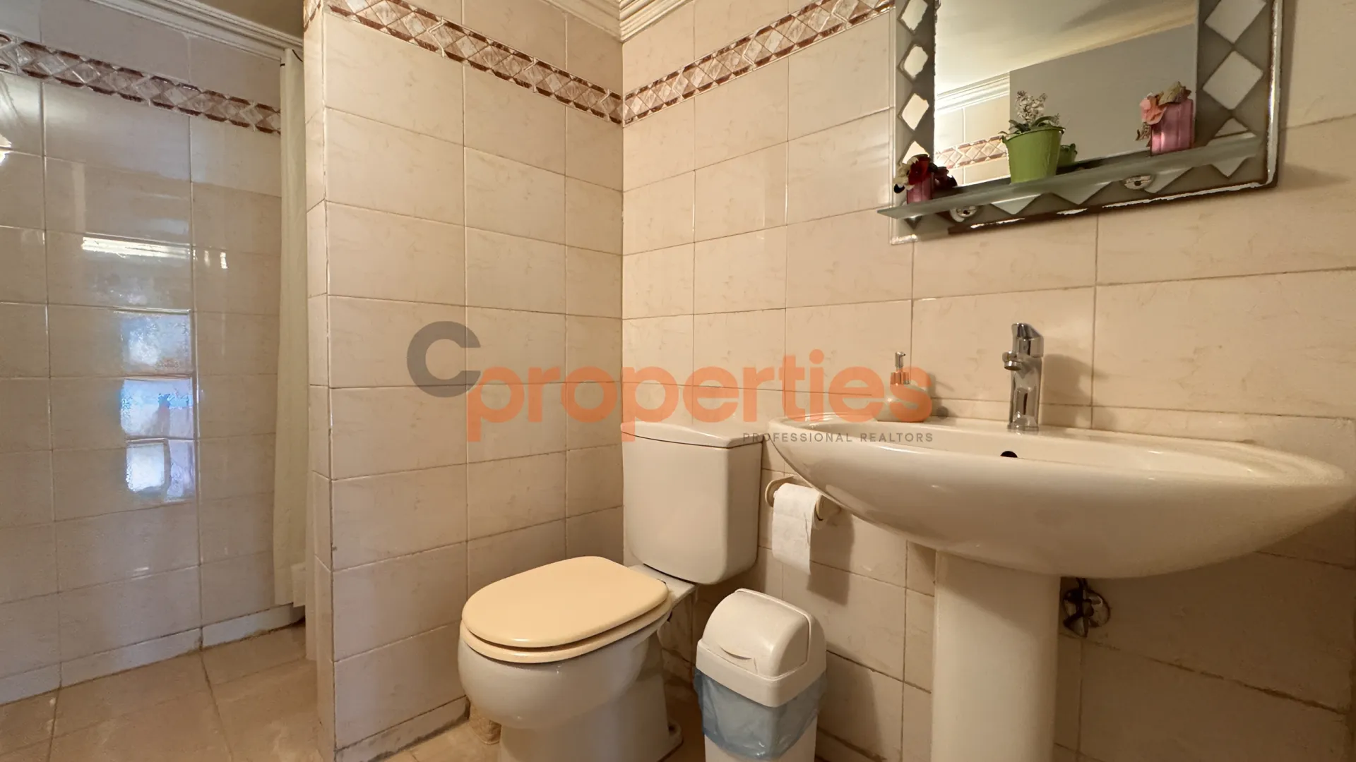 Apartment for Sale in Aaoukar