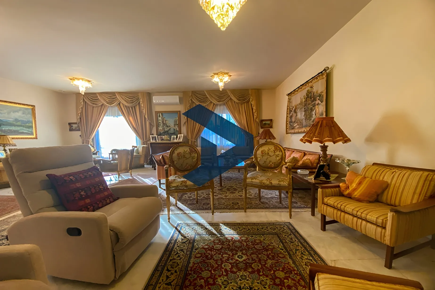 Apartment for sale in Hamra, Beirut, Lebanon