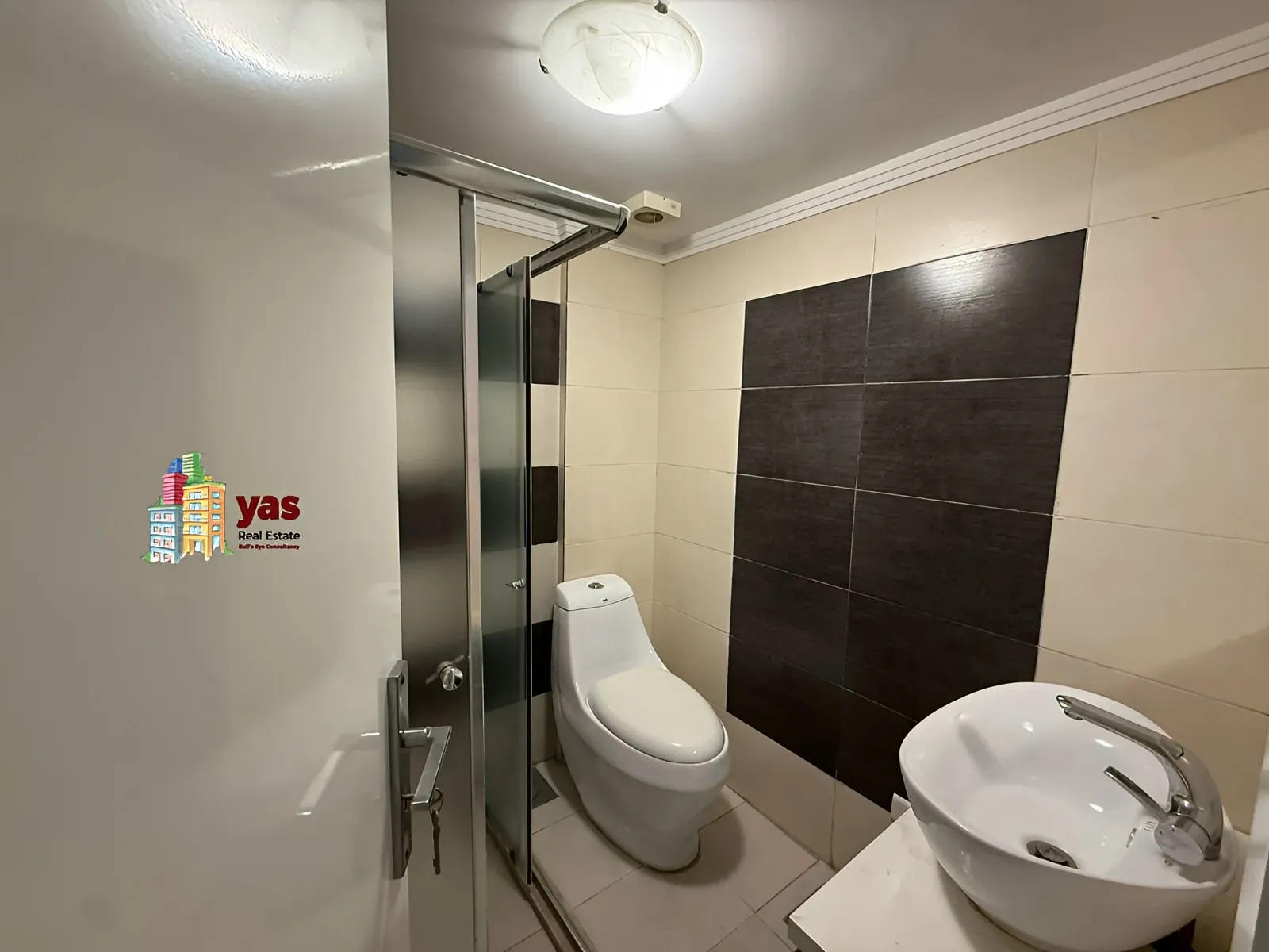 Apartment for Sale in Ballouneh - 3 bed, 4 bath