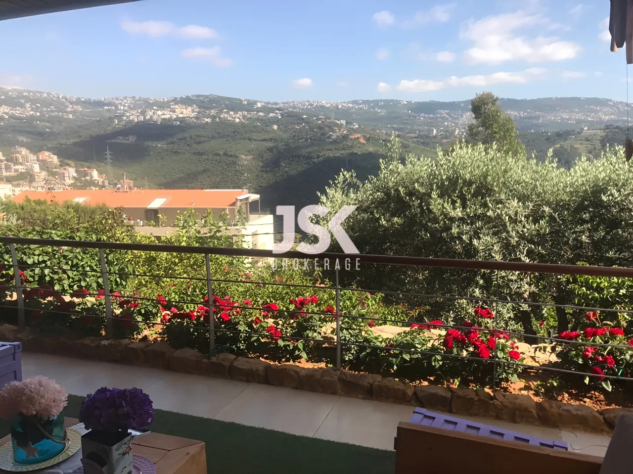 Apartment for Sale in Mansourieh - 4 bath