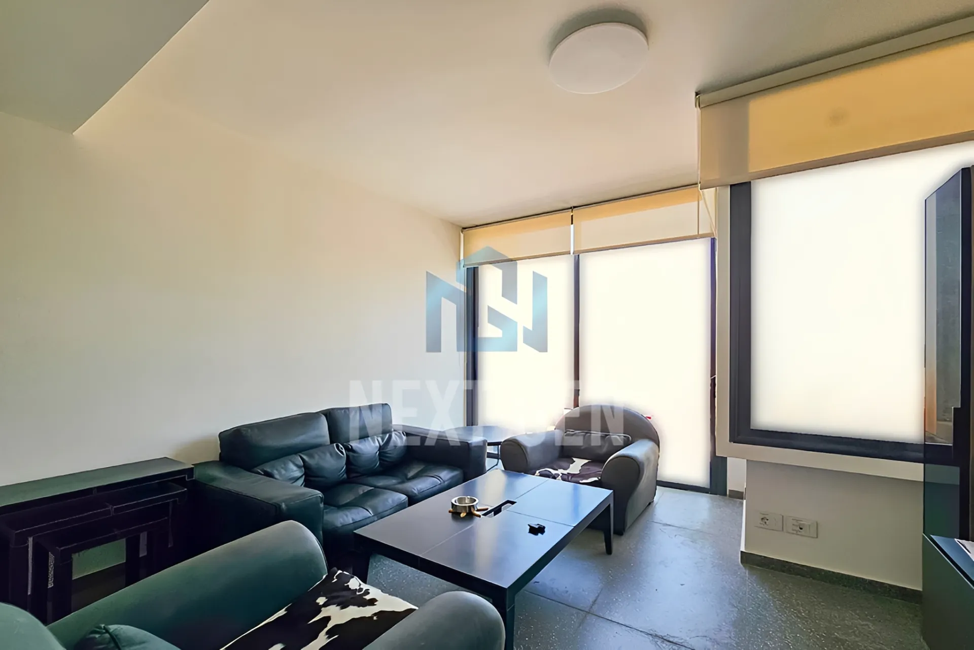 Apartment for rent in Achrafieh, Beirut, Lebanon - 2 bed, 3 bath