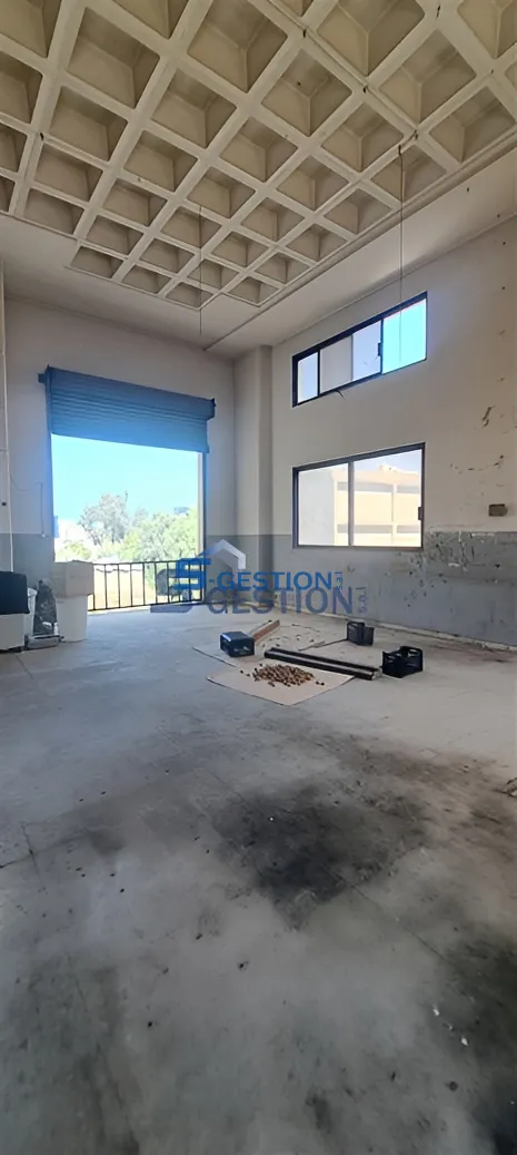 Warehouse for Sale in Dekwaneh