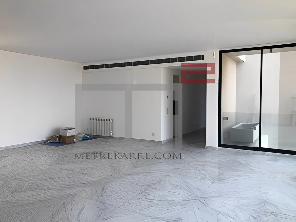 Apartment for Sale in Ras Beirut Beirut Lebanon - 3 bed, 4 bath