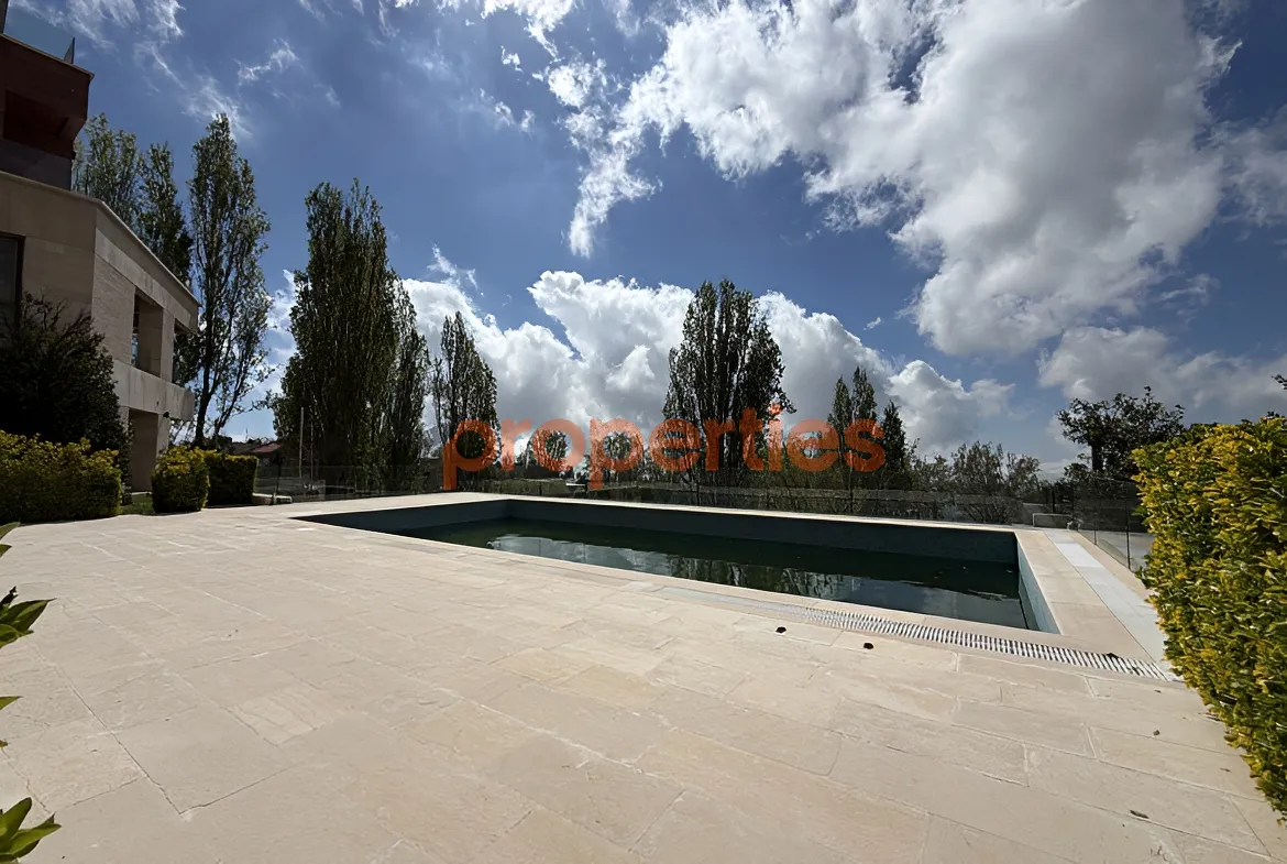 Chalet for Rent in Faqra - 4 bath