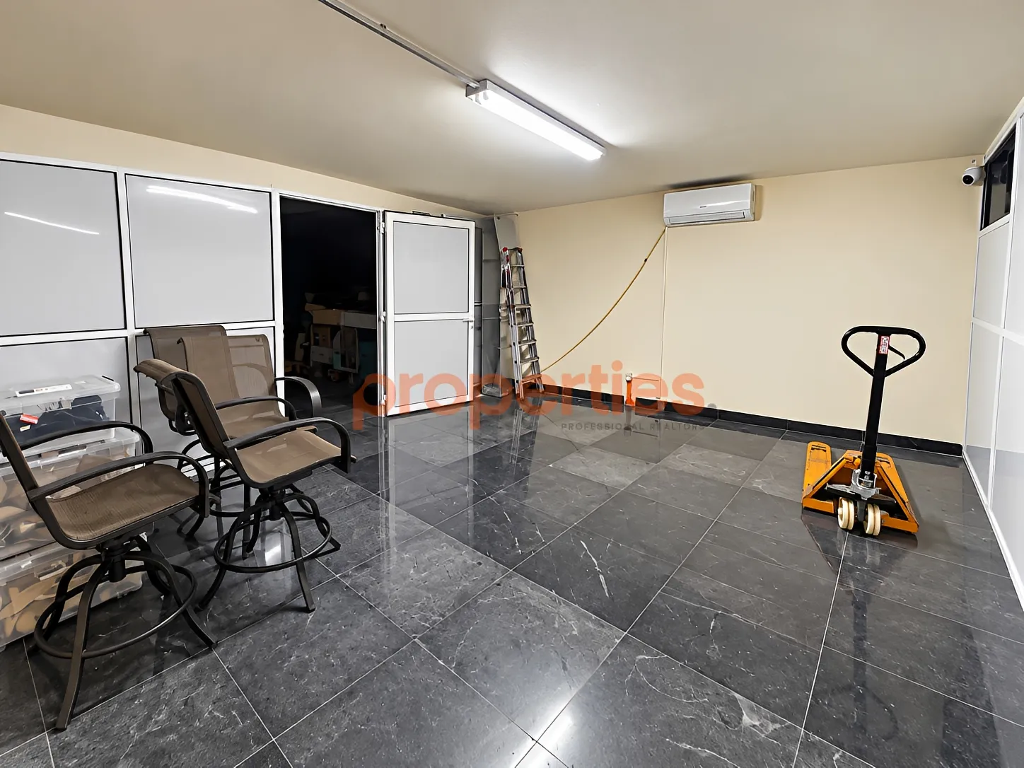 Warehouse for Rent in Jal El Dib