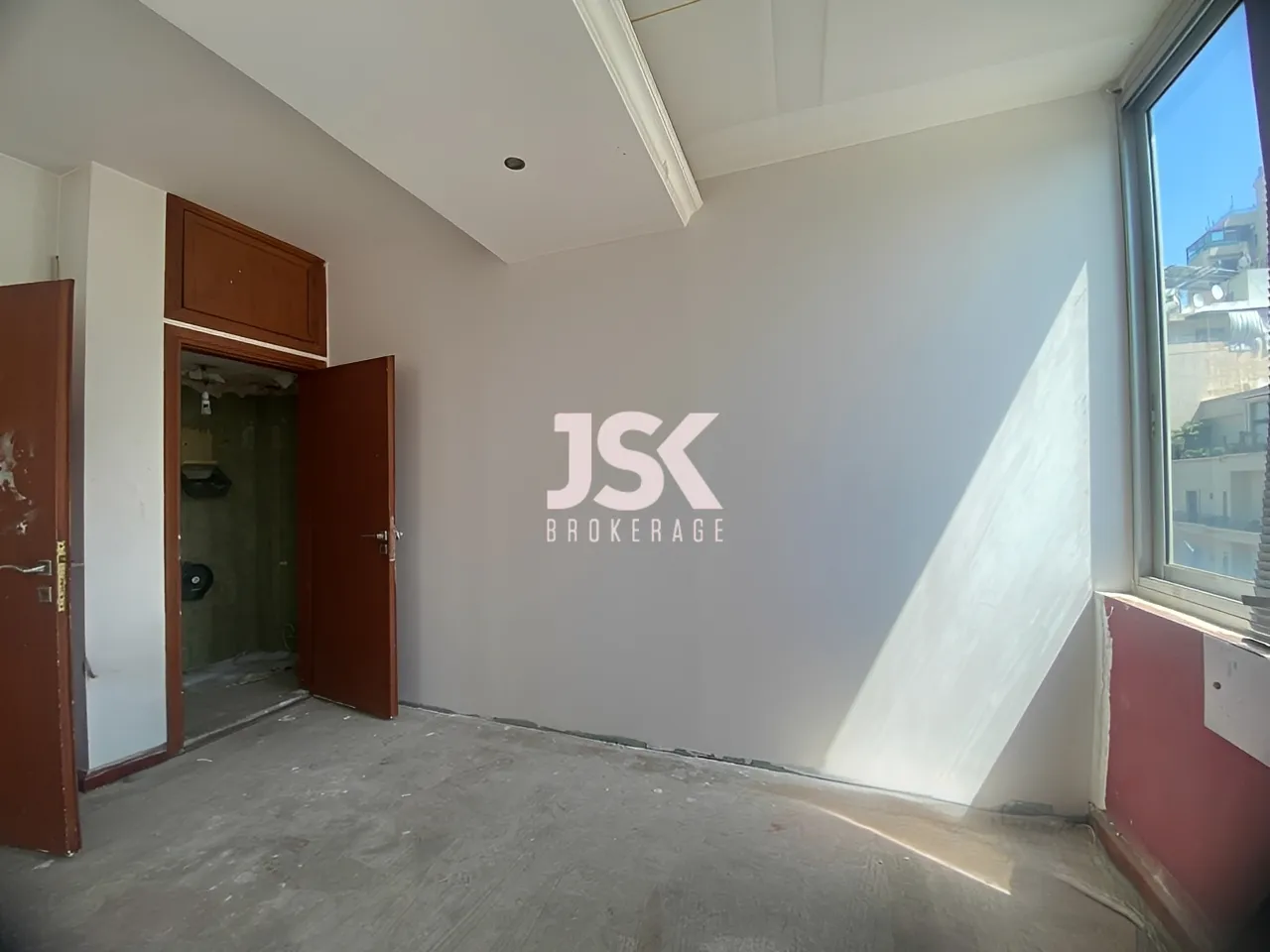 Building for Sale in Verdun