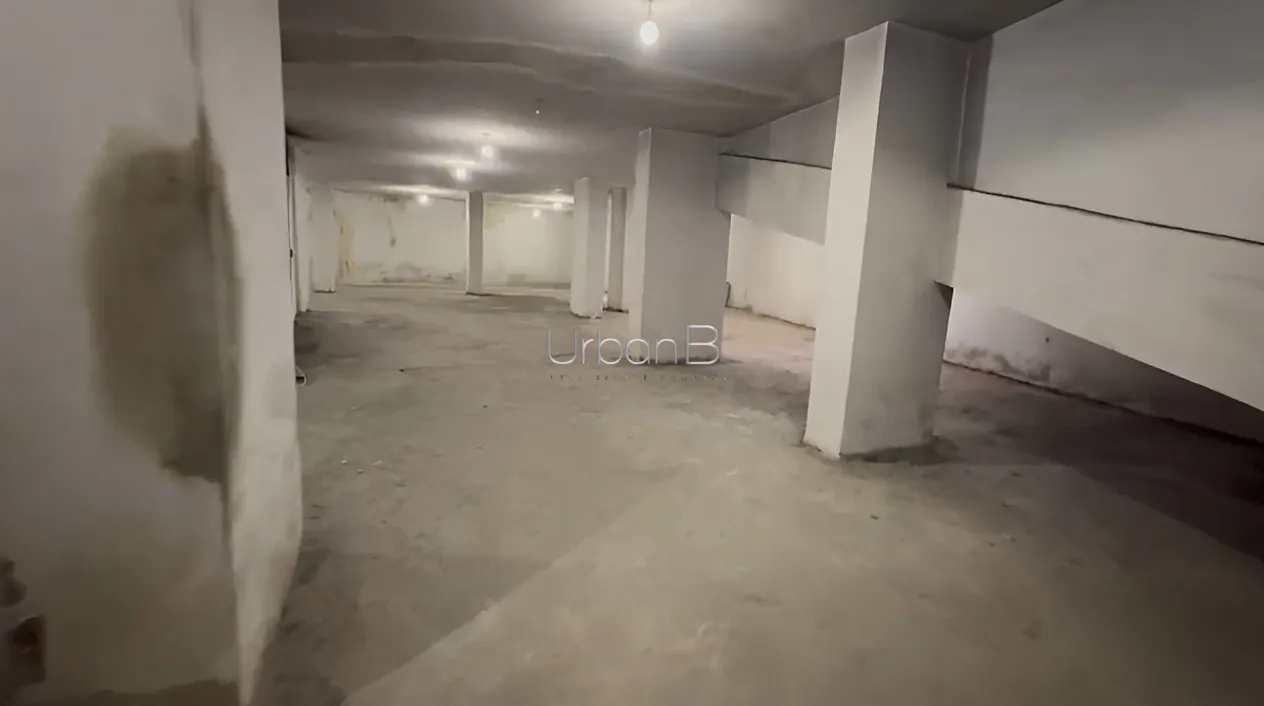 Warehouse for rent in Ain el tineh, beirut, lebanon