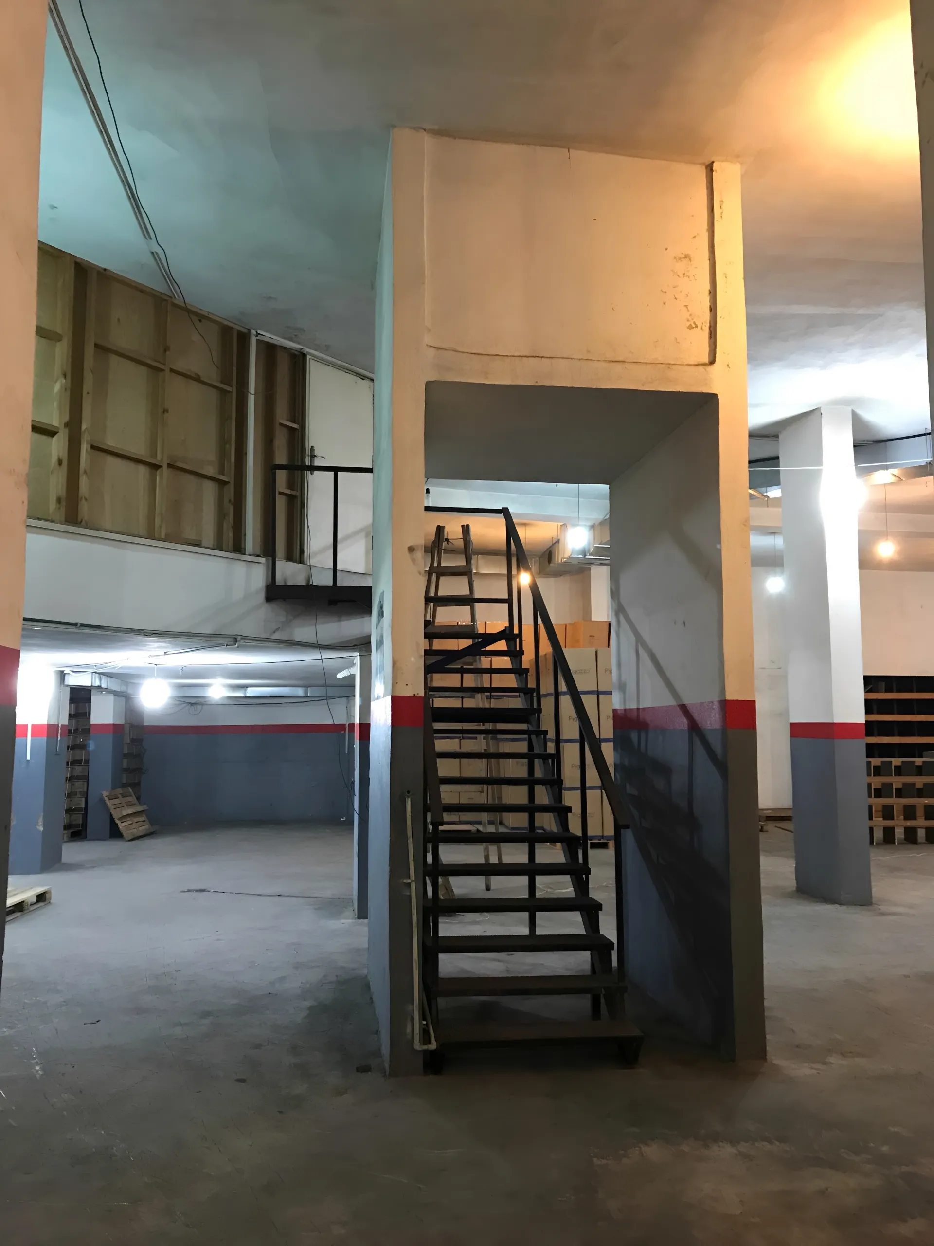 Warehouse for sale in Bir hasan, lebanon
