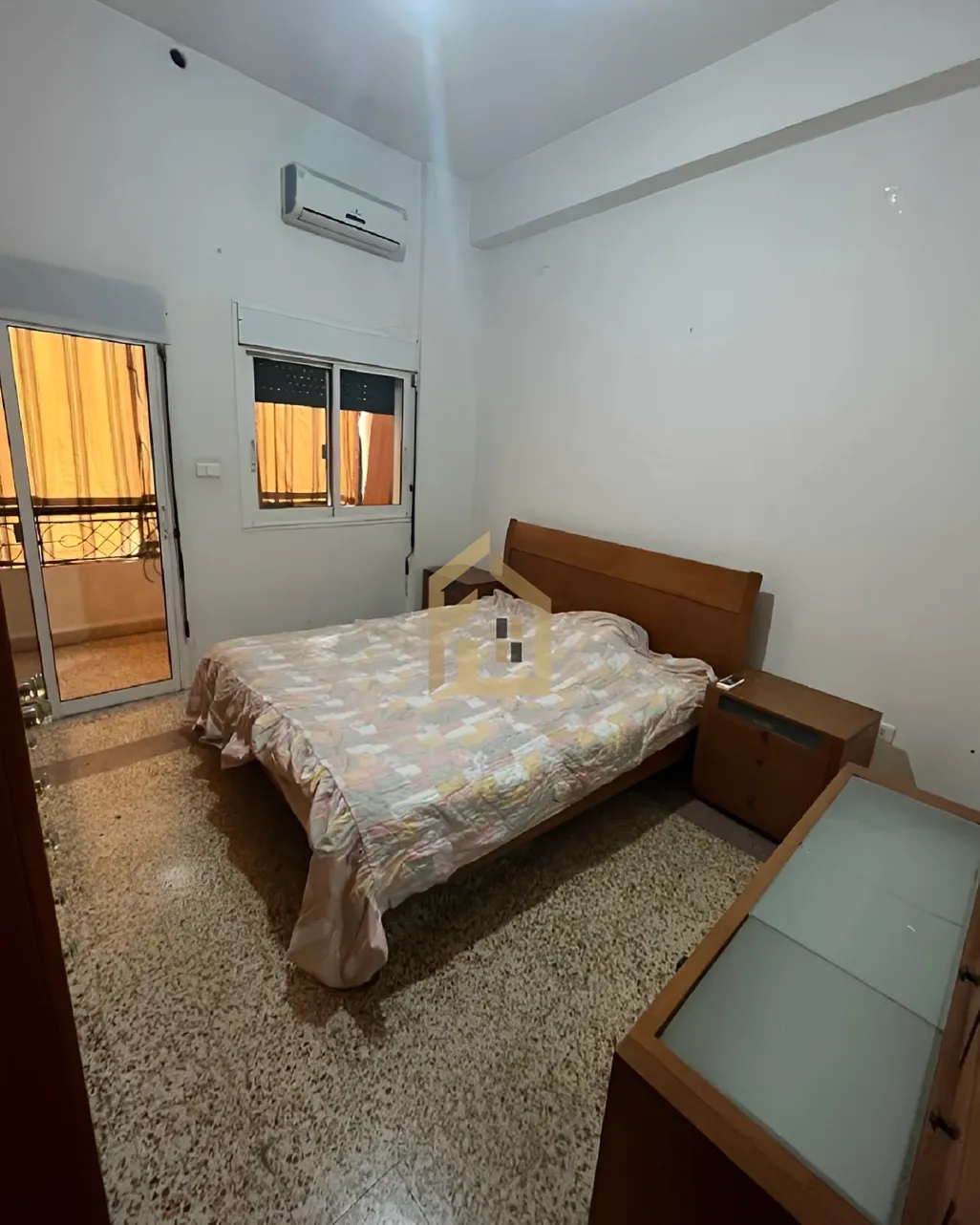 Apartment for rent in Achrafieh, Beirut, Lebanon - 2 bed, 2 bath