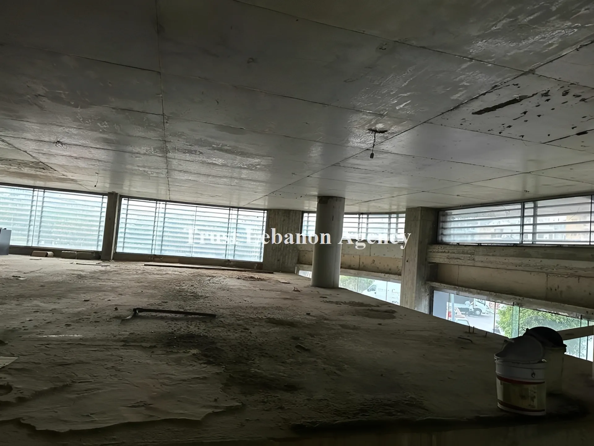 Commercial Property For Rent in Metn, Sin El Fil