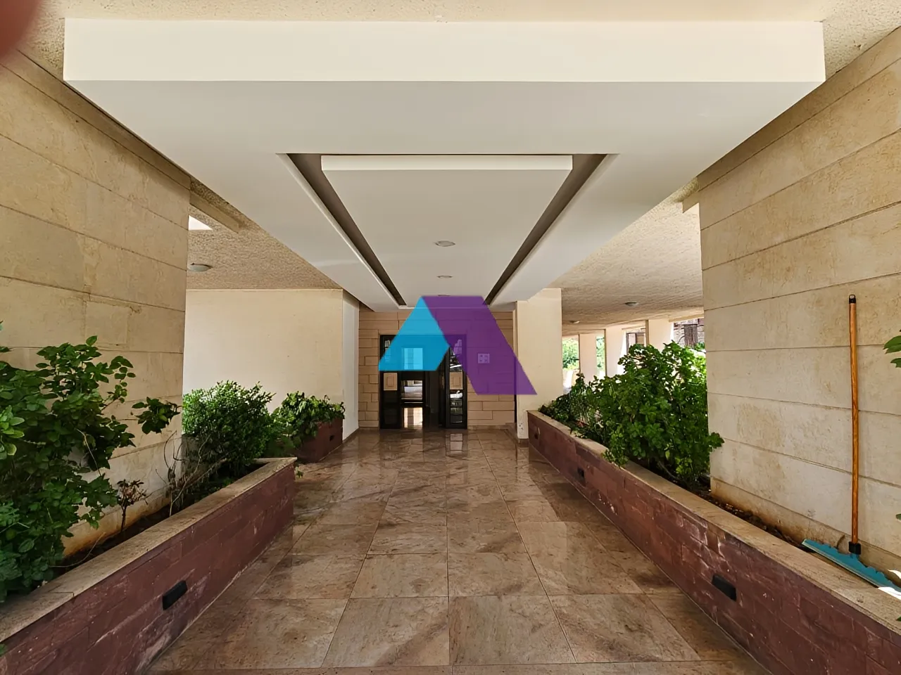 Apartment for Sale in Adonis - 3 bed, 4 bath