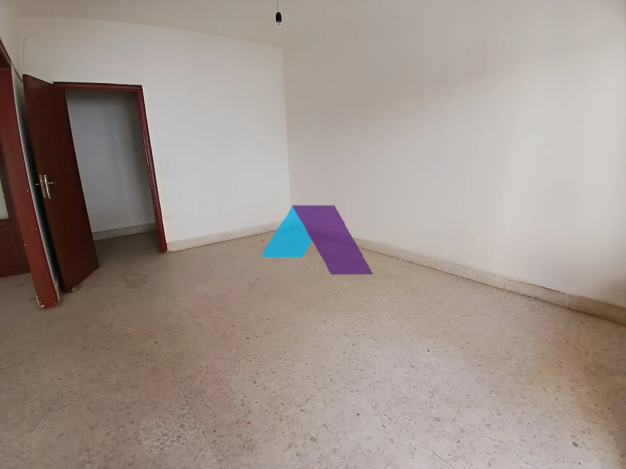 Apartment for Sale in Ain El Remmaneh - 3 bed, 2 bath