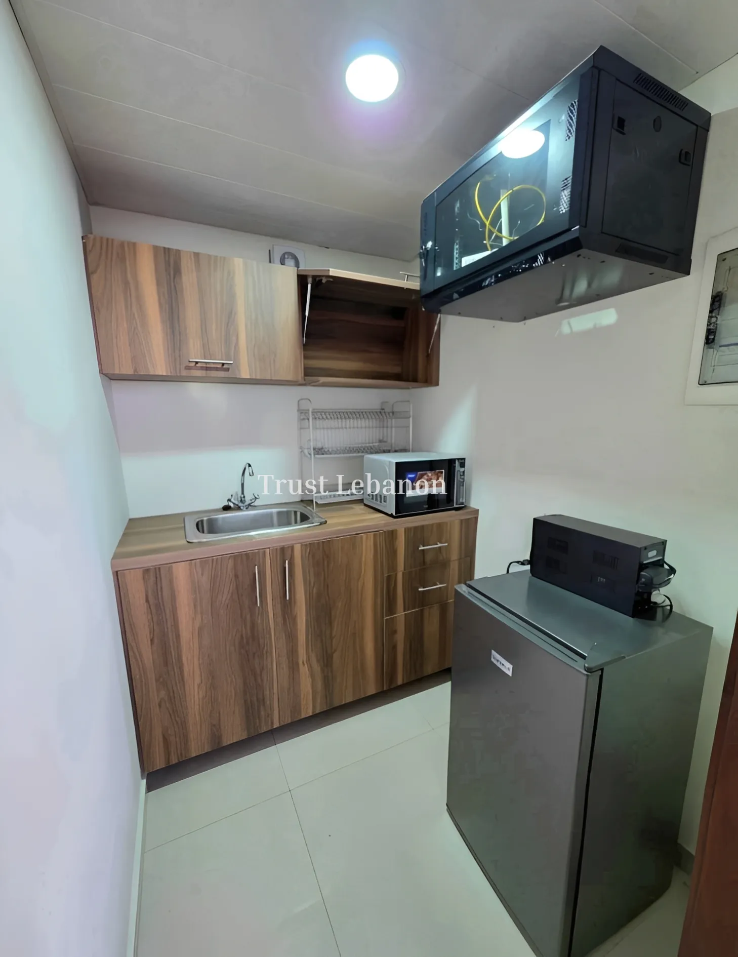 Office for rent in Antelias, Lebanon