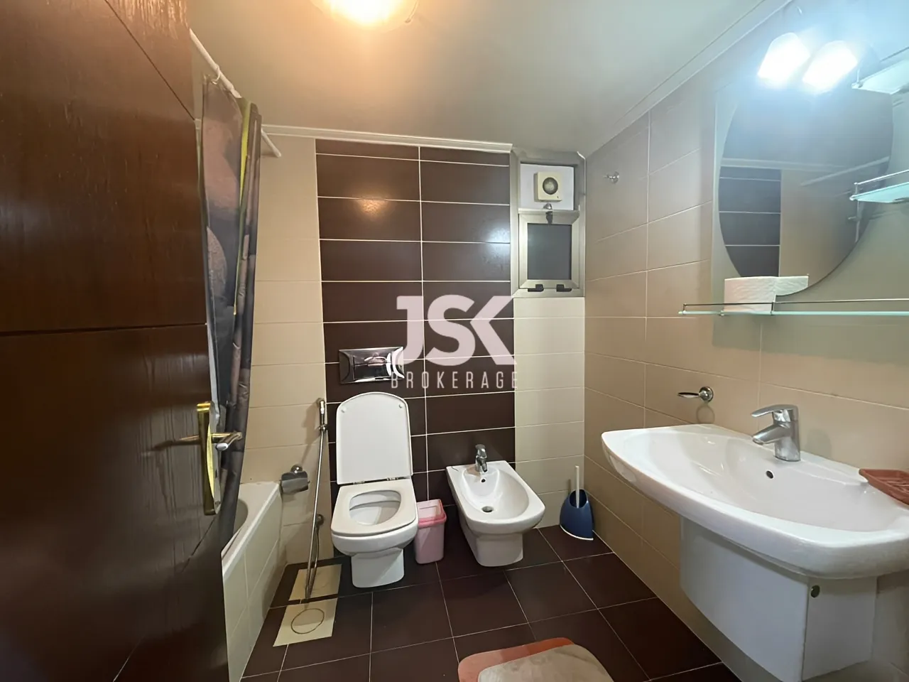 Apartment for Sale in Ain Al Mraiseh