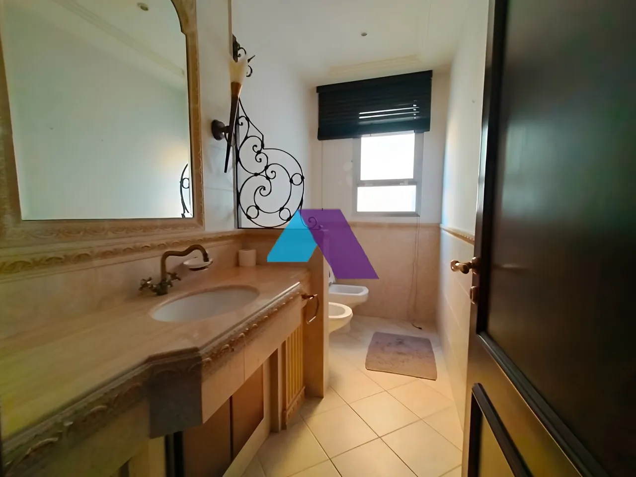 Apartment for Sale in Ain El Tineh