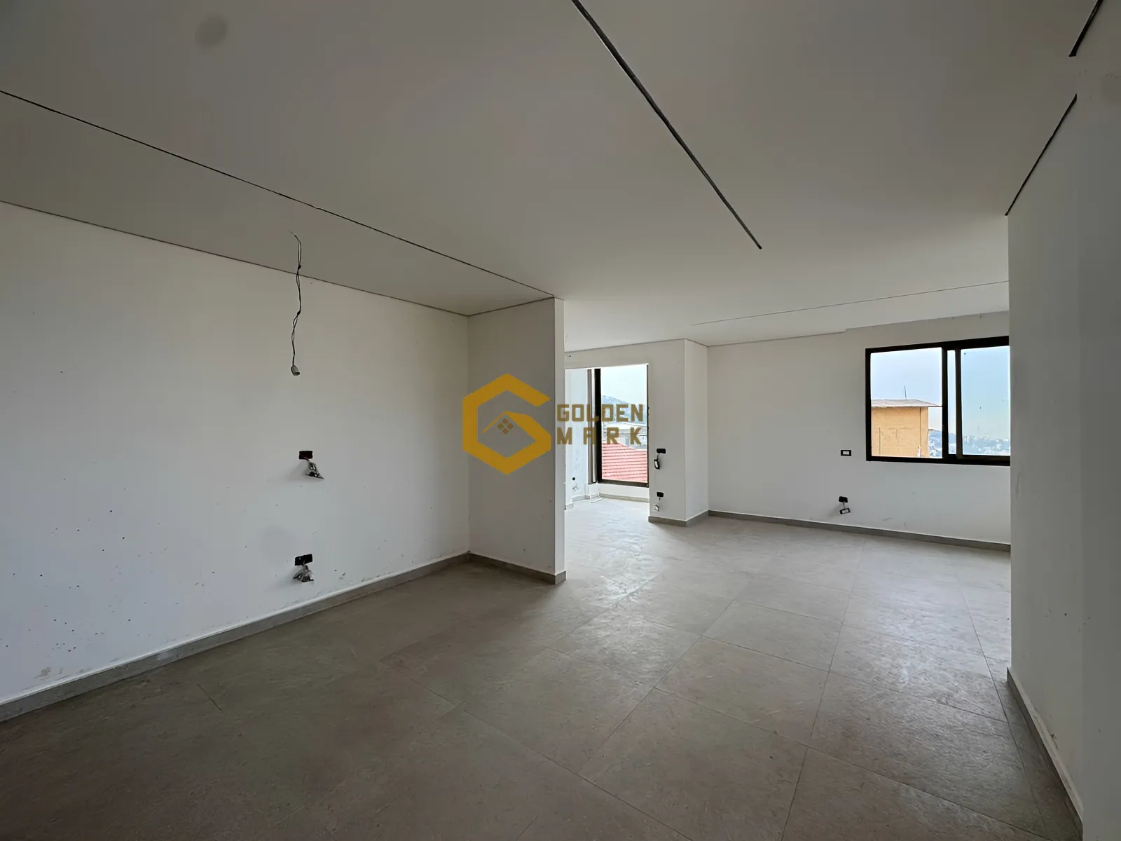 Apartment for Sale in Rabweh, Metn - 3 bed, 3 bath