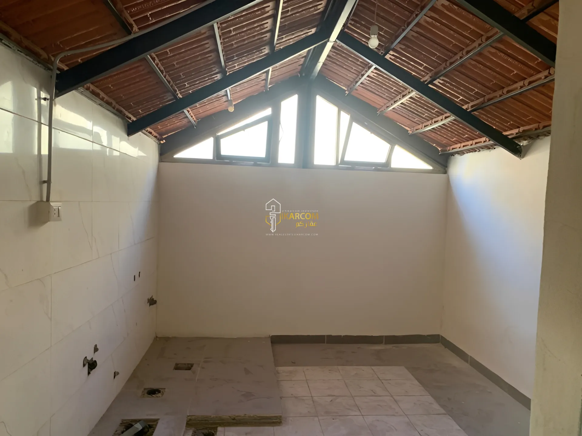 Building for Sale in Jal El Dib