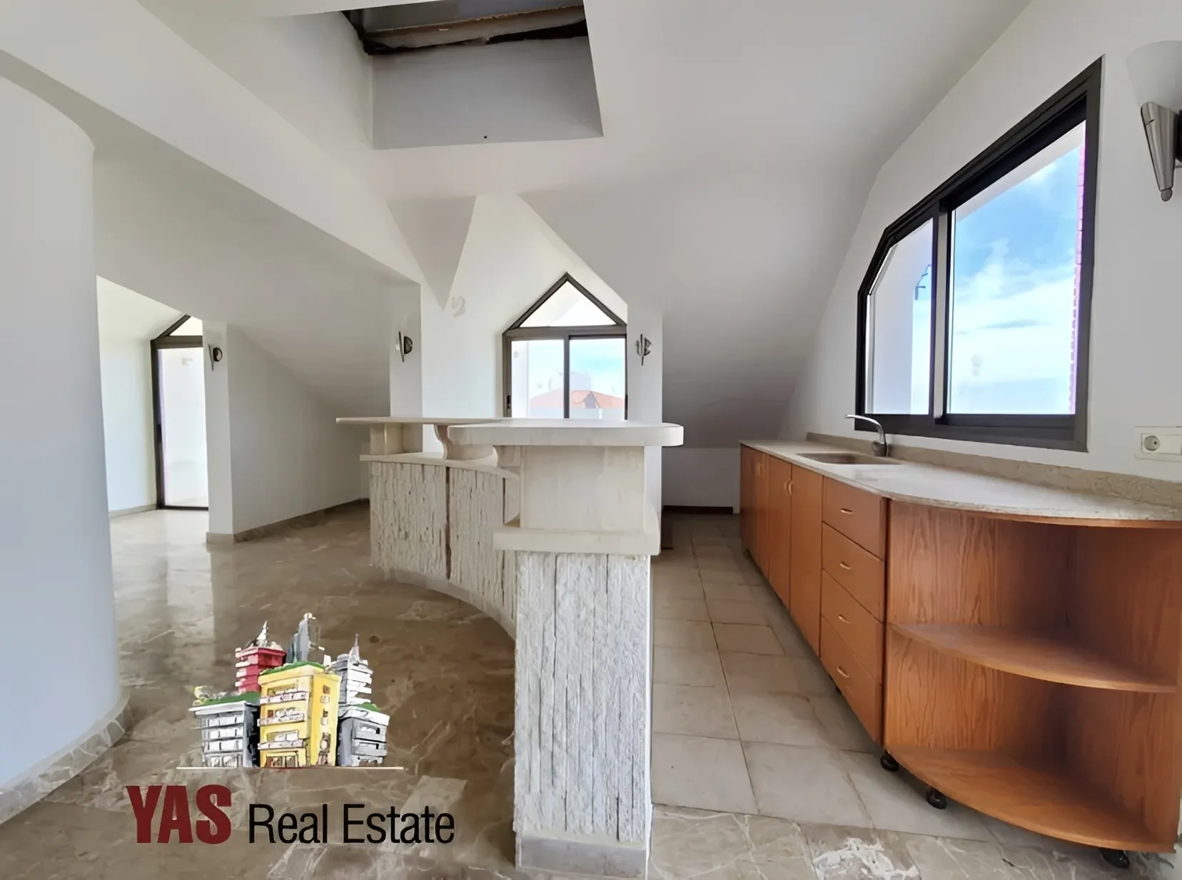Villa for Sale in Sehaile - 4 bed, 8 bath