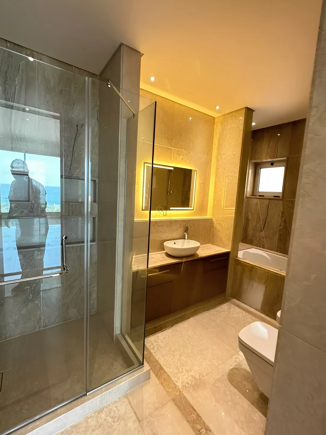 Apartment for Sale in Ain Al Mraiseh, Beirut, Lebanon
