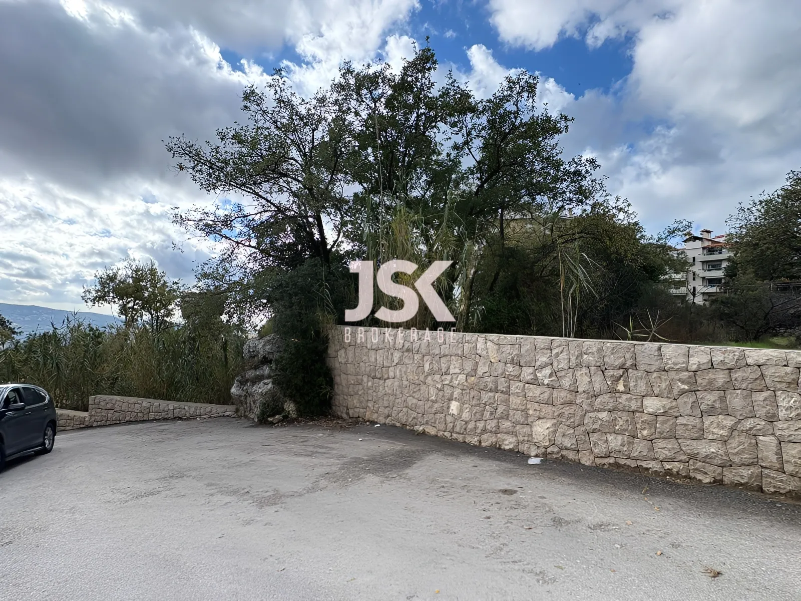 Land for Sale in Rayfoun