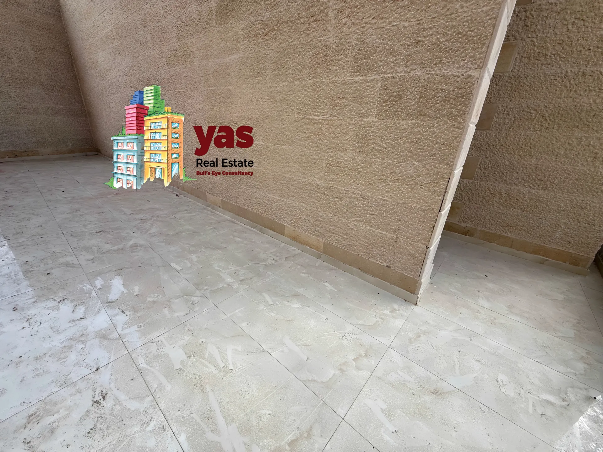 Apartment for Sale in Ballouneh