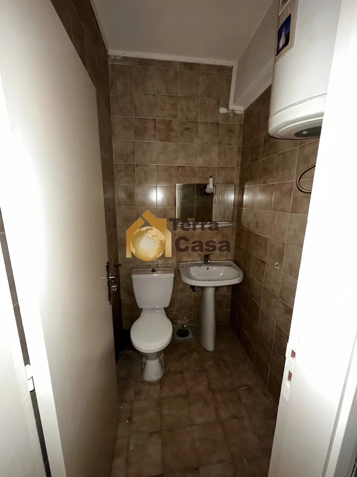Commercial for rent in Kaslik