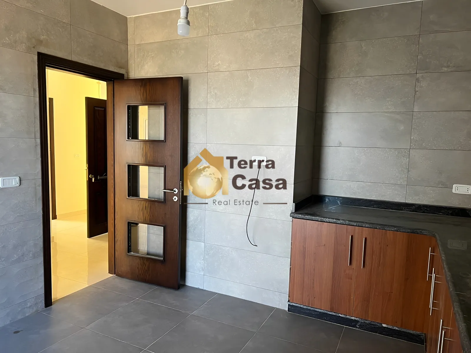 Apartment for Sale in Taalabaya For Sale With View - 3 bed, 3 bath