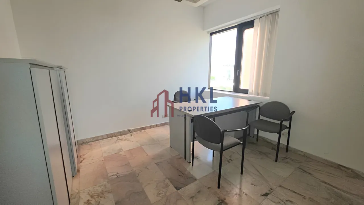 Office for rent in Sin El Fil