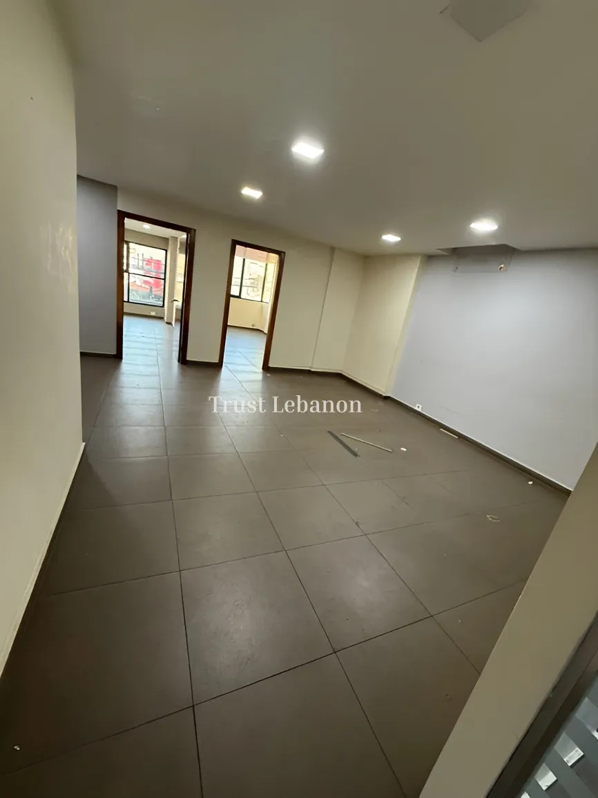 Office for rent in Jdeideh, Lebanon