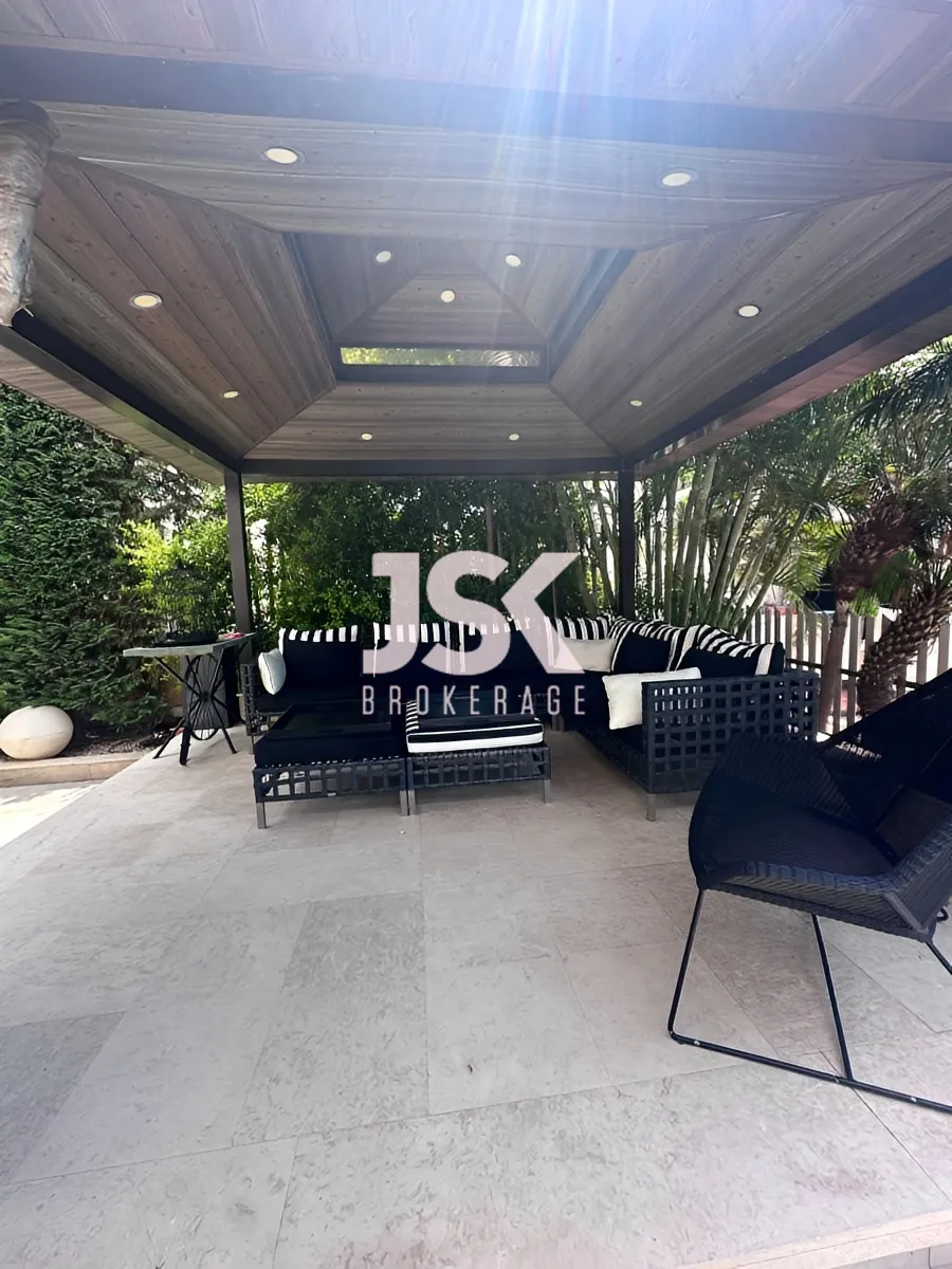 Apartment for Sale in Aaoukar, Lebanon