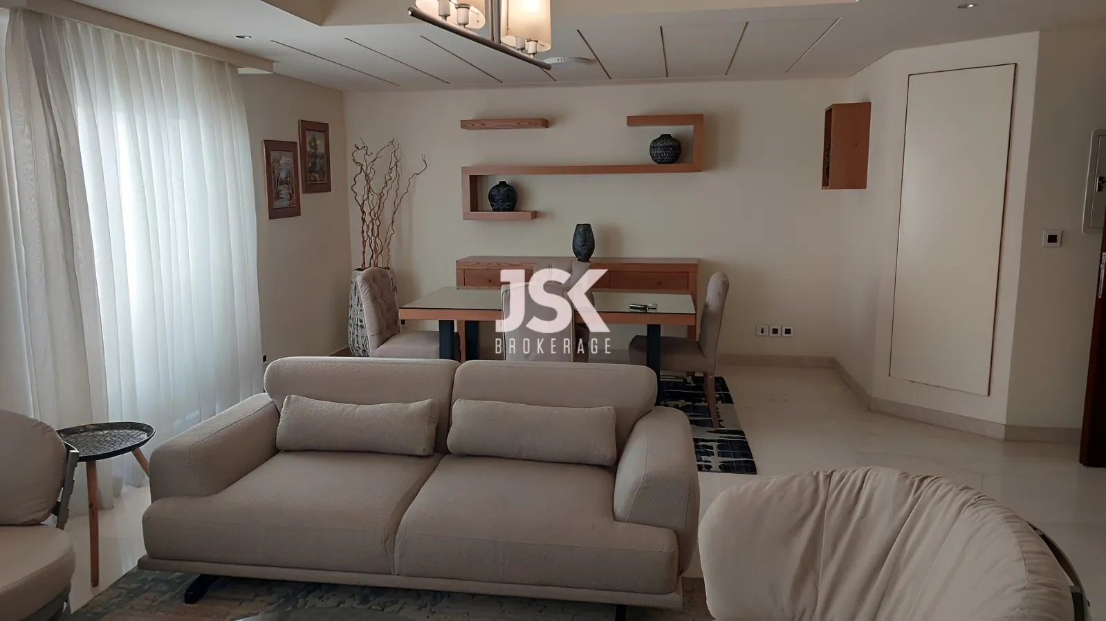 Chalet for Sale in Jnah