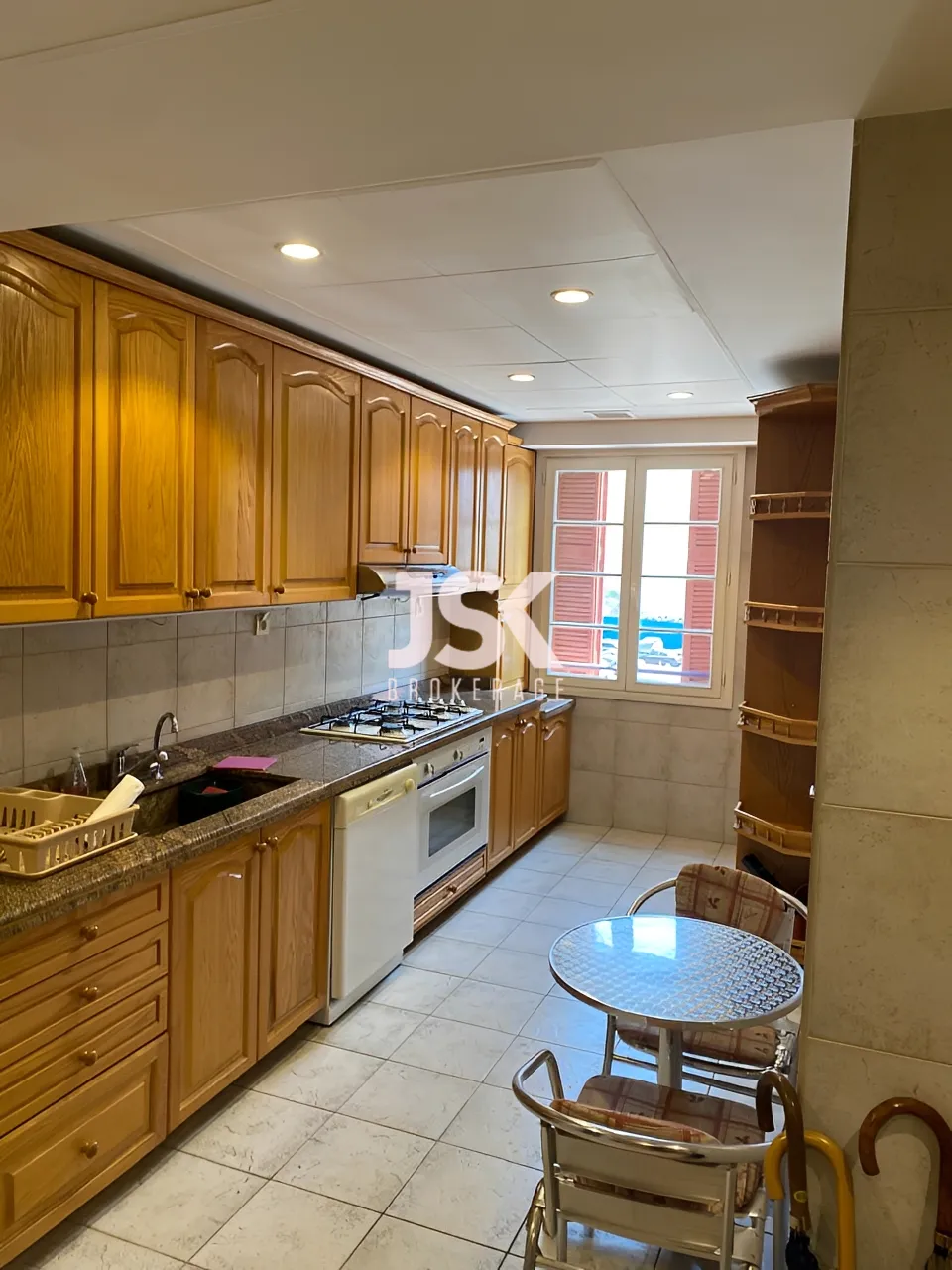 Apartment for Sale in Saifi Village