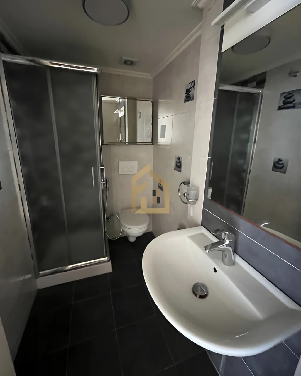 Apartment for sale in Salim Salam, Bayrut, Lebanon