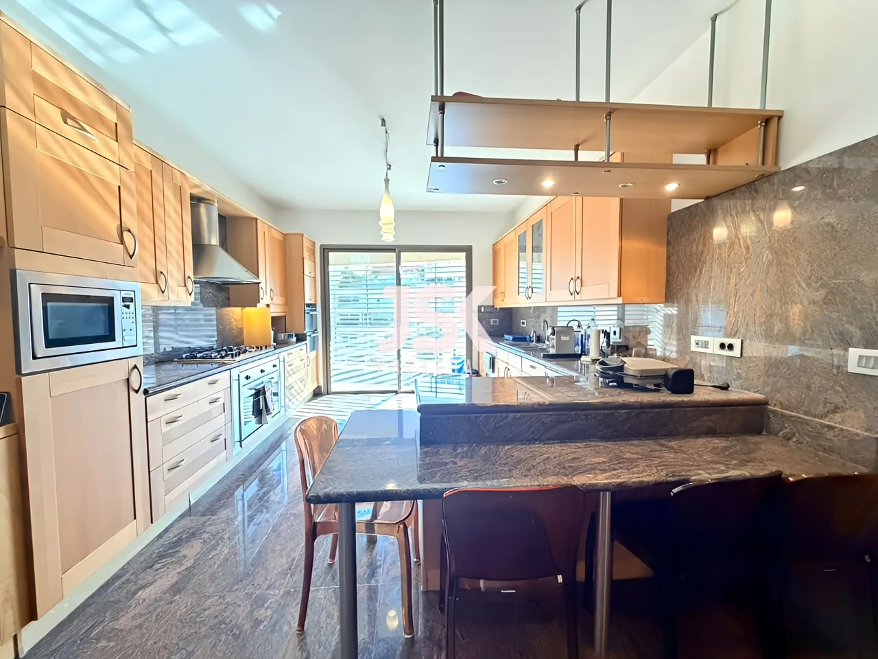 Apartment for Rent in Achrafieh