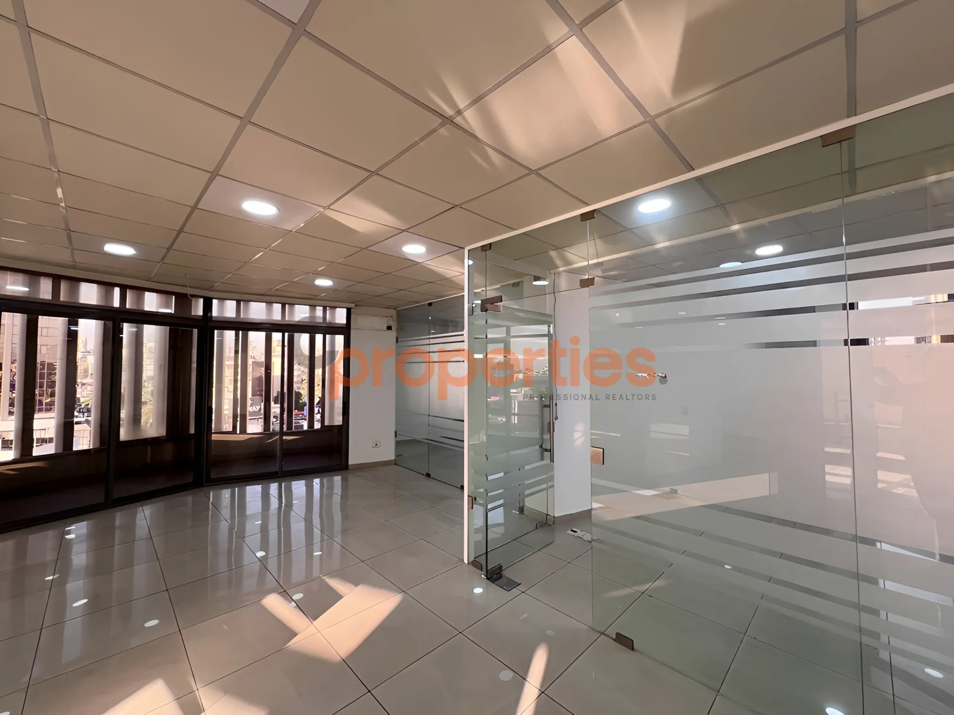 Office for Rent in Dekwaneh