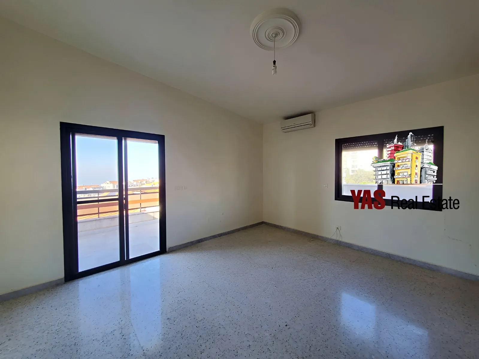 Apartment for Sale in Ballouneh