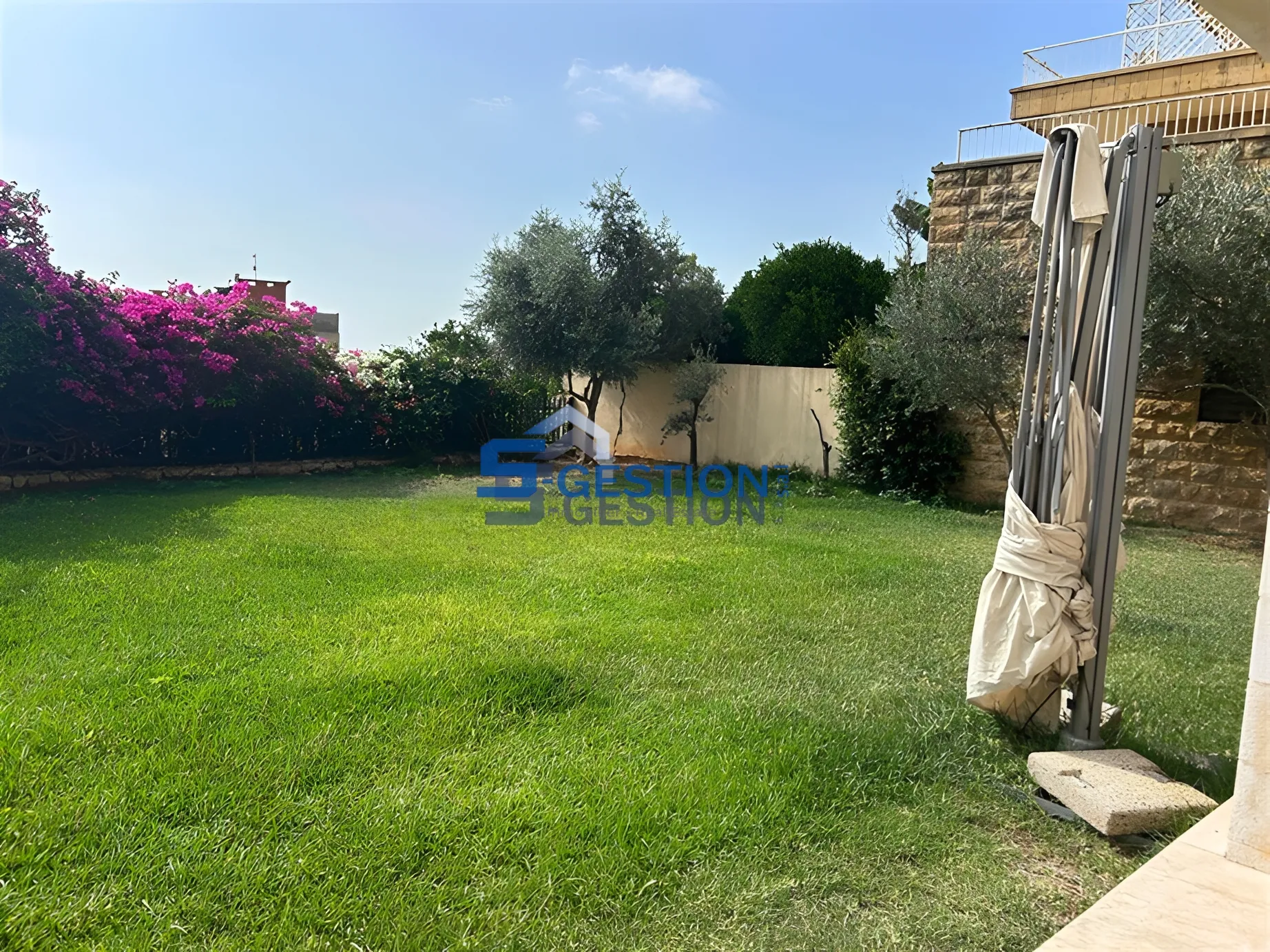 Apartment for Rent in Dik El Mehdi