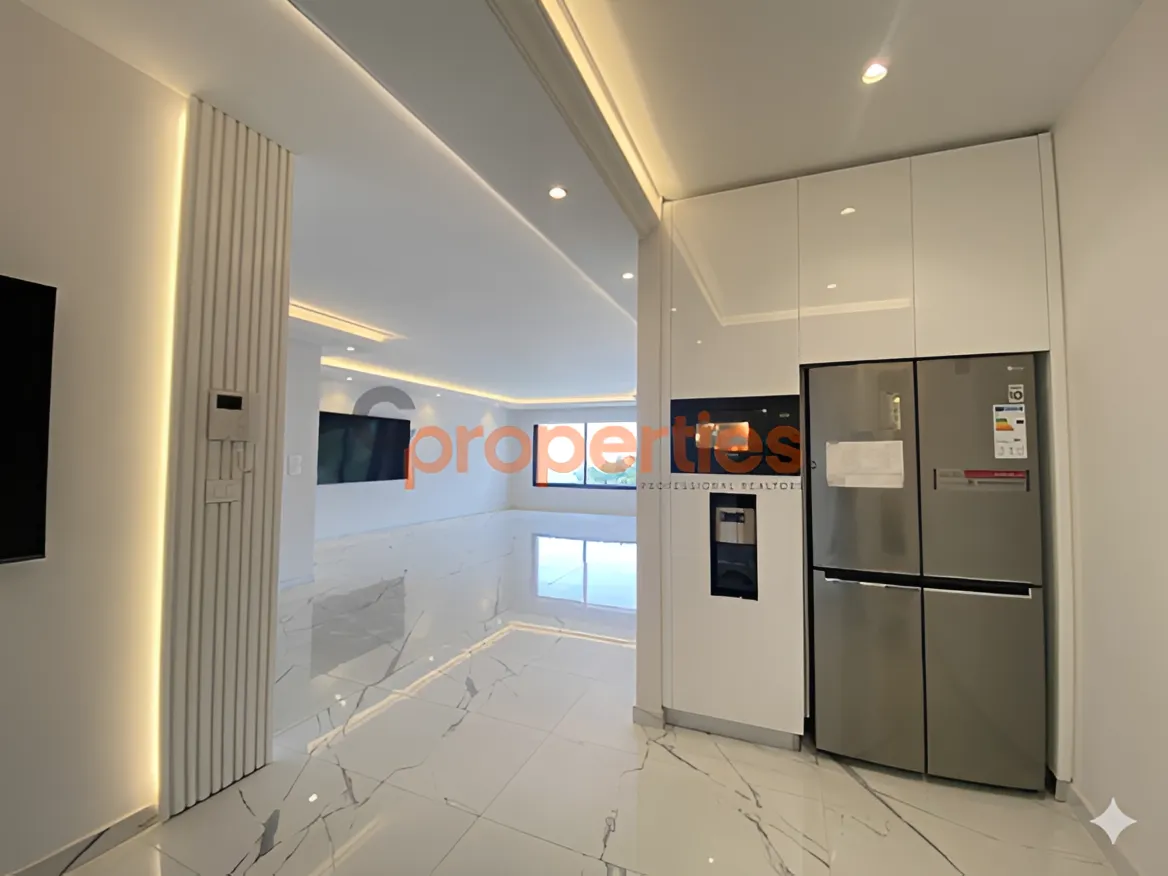 Apartment for Sale in Adma w Dafnah - 3 bed, 3 bath