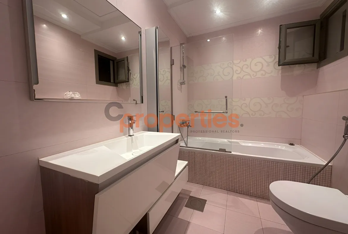 Apartment for rent in Raoucheh