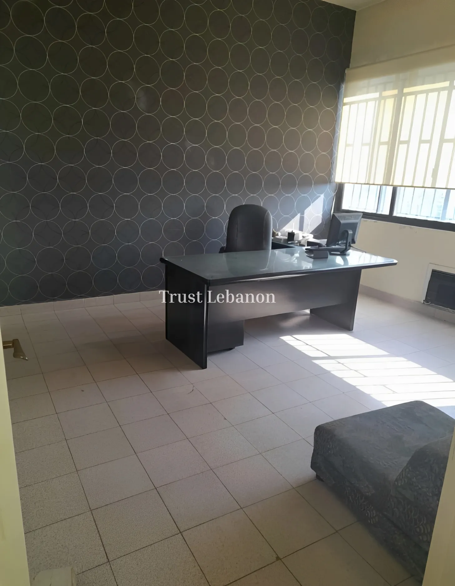 Office for sale in Metn, Mkalles