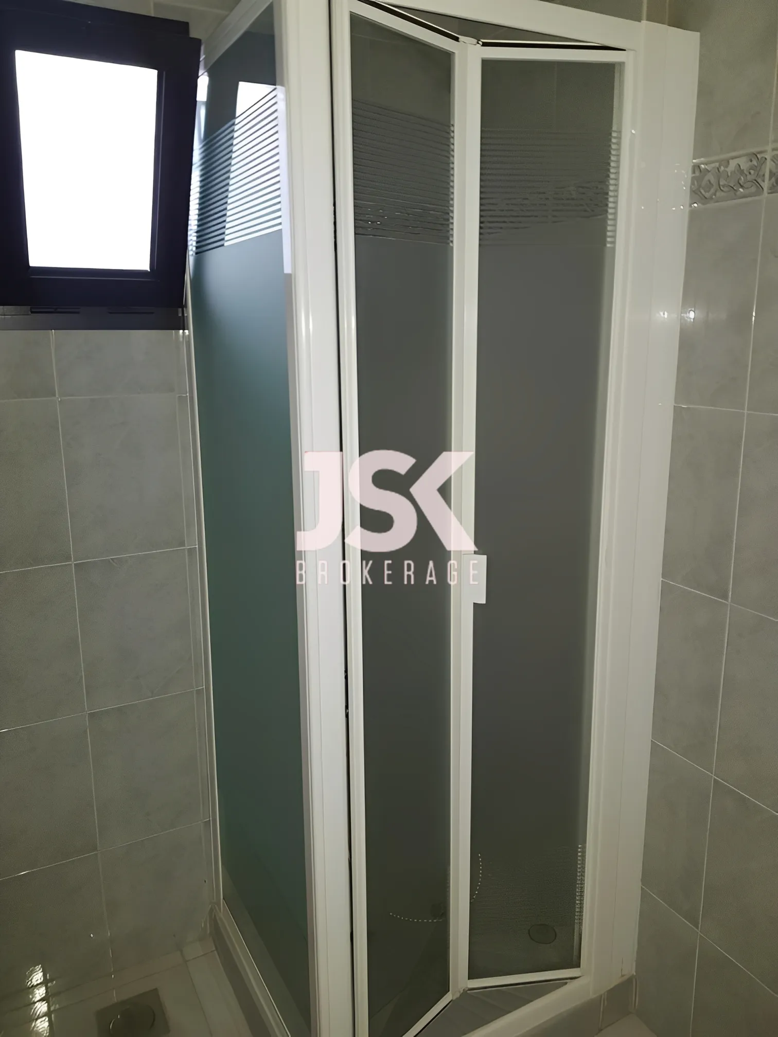 Villa for Sale in Jeita, Lebanon - 5 bed, 5 bath