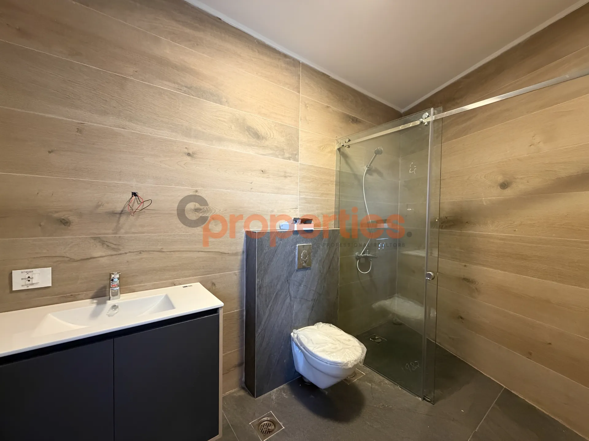 Chalet for Sale in Faqra