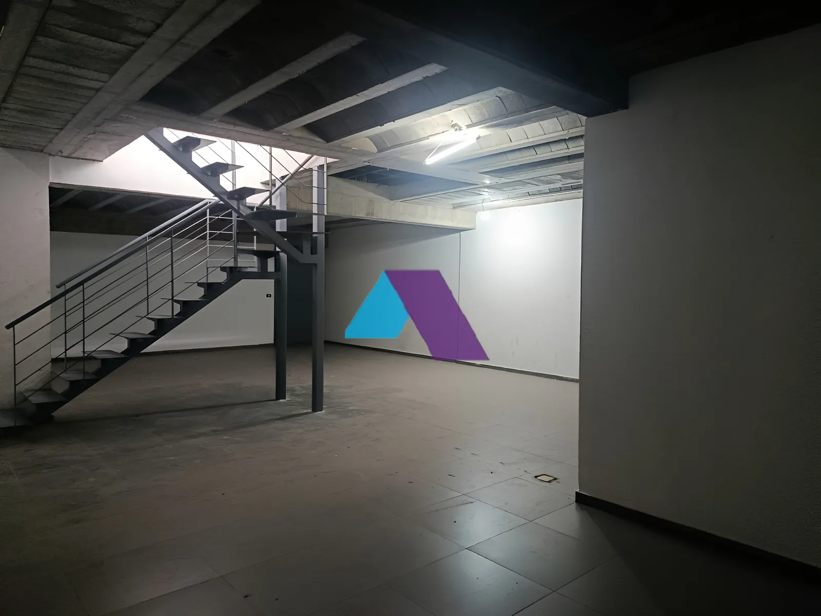 Office for rent in Dekwaneh