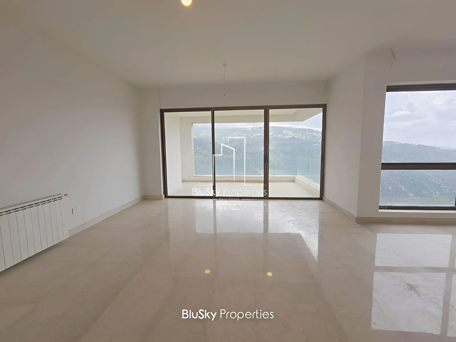 Duplex for Sale in Beit Meri - 4 bed, 5 bath