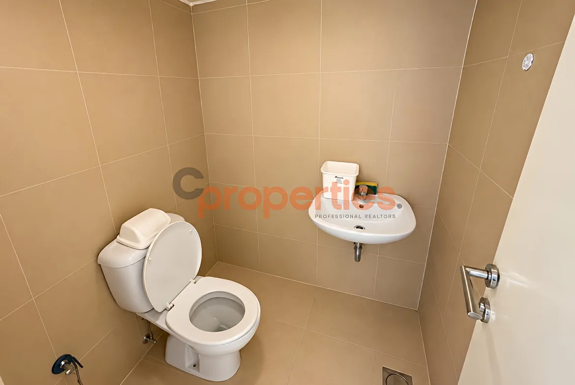Shop for Rent in Hazmieh