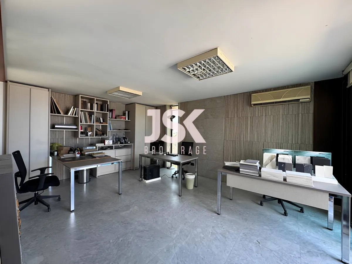 Commercial property for Sale in Mkalles, Lebanon