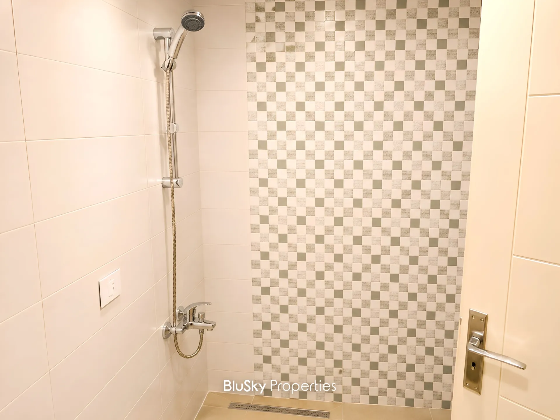 Apartment for sale in Ouyoun, lebanon