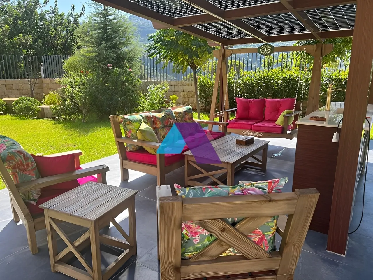 Villa for sale in Monteverde Main Street، Lebanon - 6 bed, 4 bath